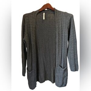 Leo and Nicole long gray sweater